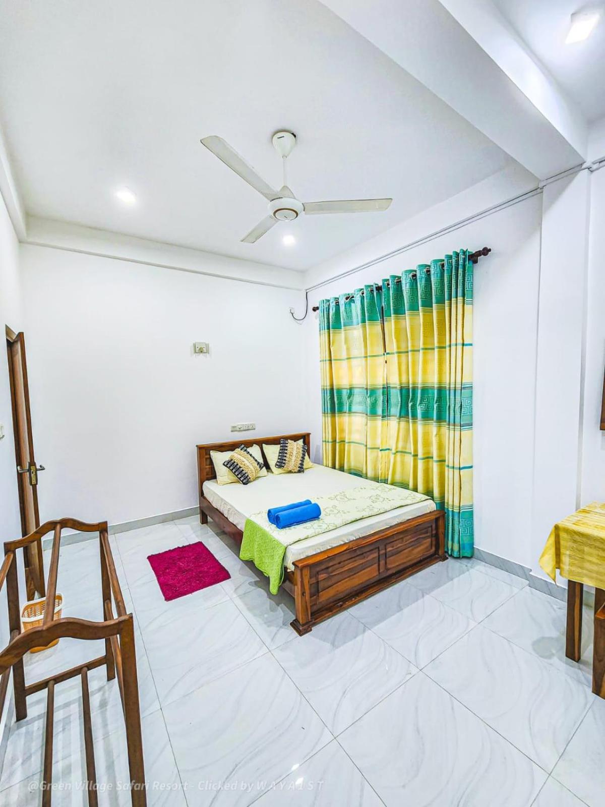White Rose Safari Home Stay Udawalawe Esterno foto